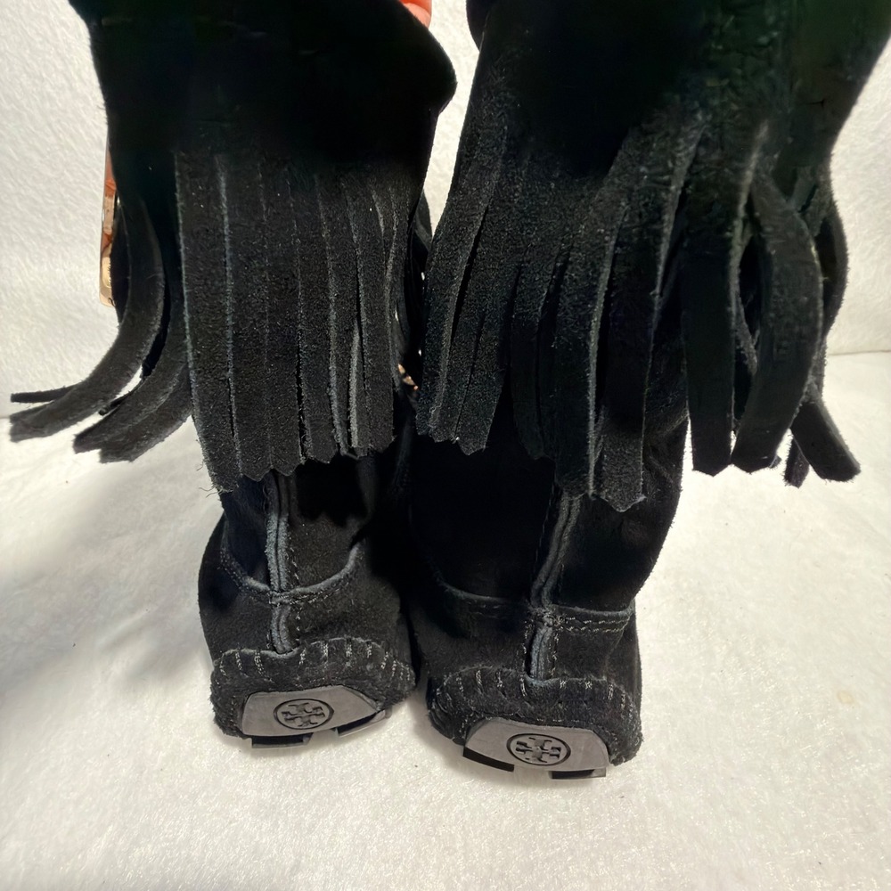 Tory Burch Black Suede Fringe Moccasin Boots Gold Logo Lace Up Ankle Booties- 7 - Picture 5 of 10